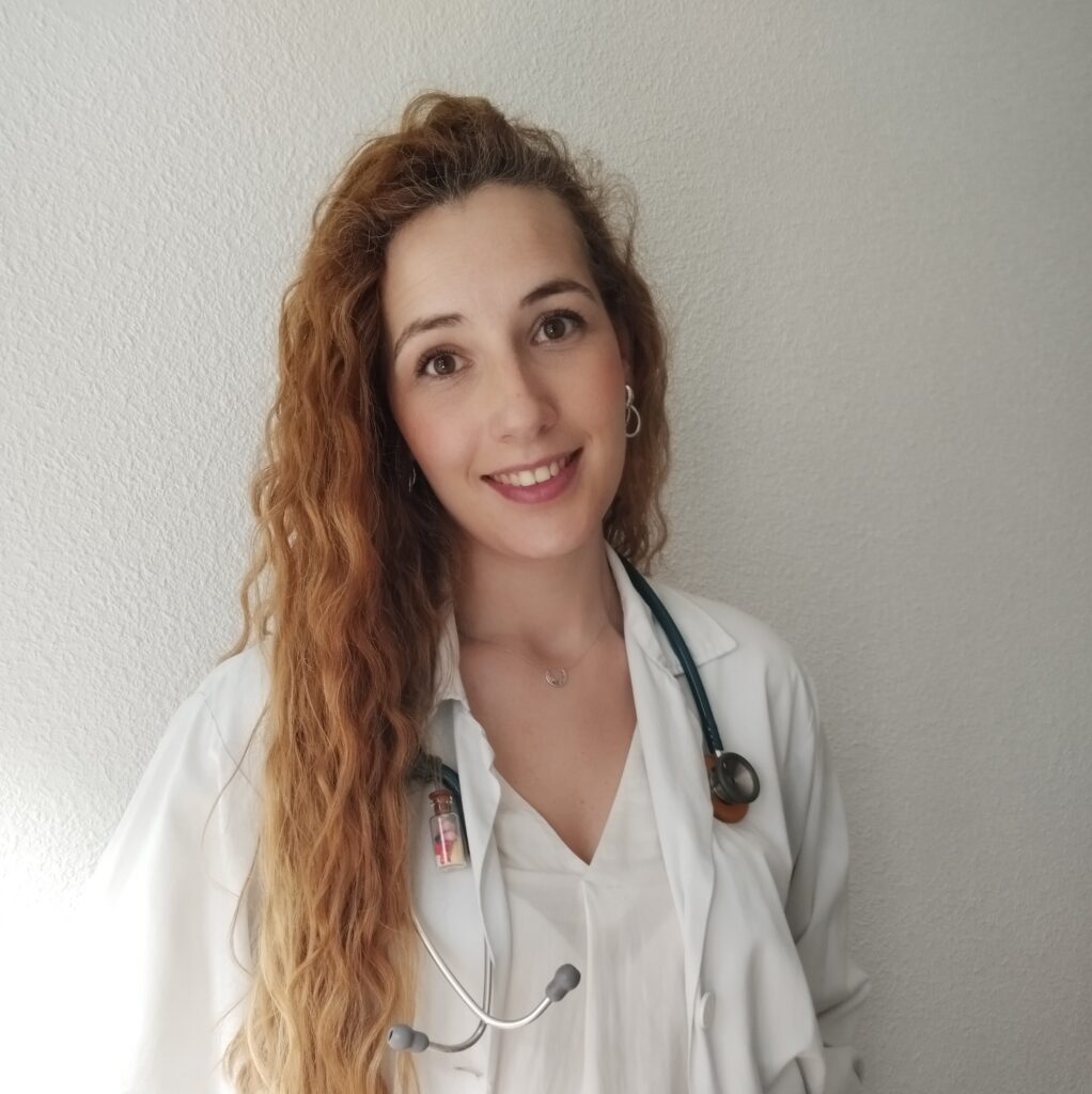 Dra.-Maria-Alvarez-Gil-